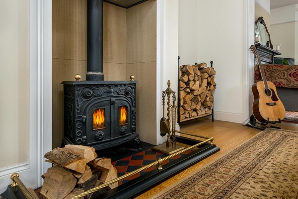 Essential humidity management tips to protect your musical instruments in uk homes